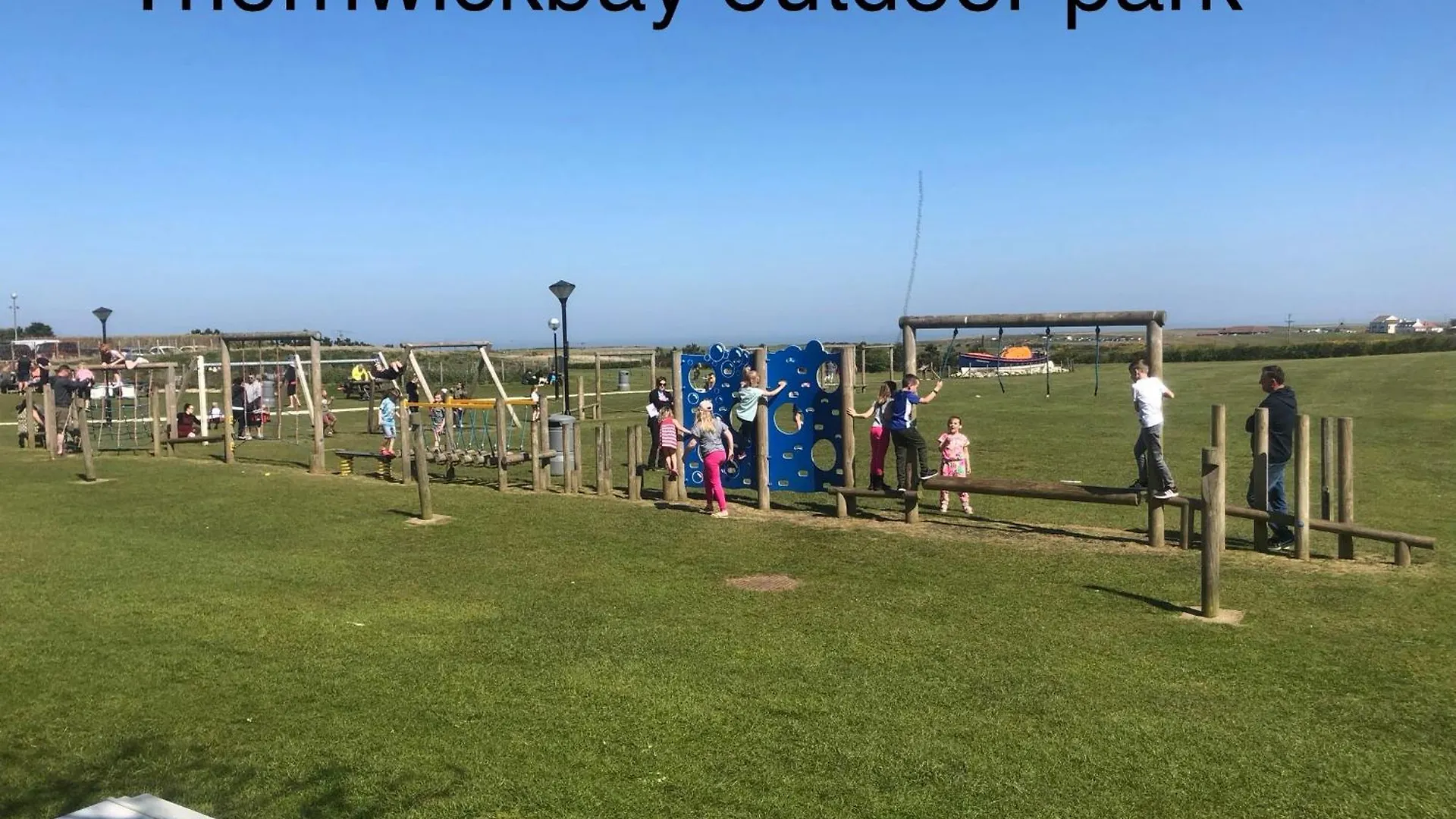 Jay 35 4 Bed Sleeps Up To 8 Dog Friendly Caravan Thornwickbay Haven Site On East Coast Flamborough