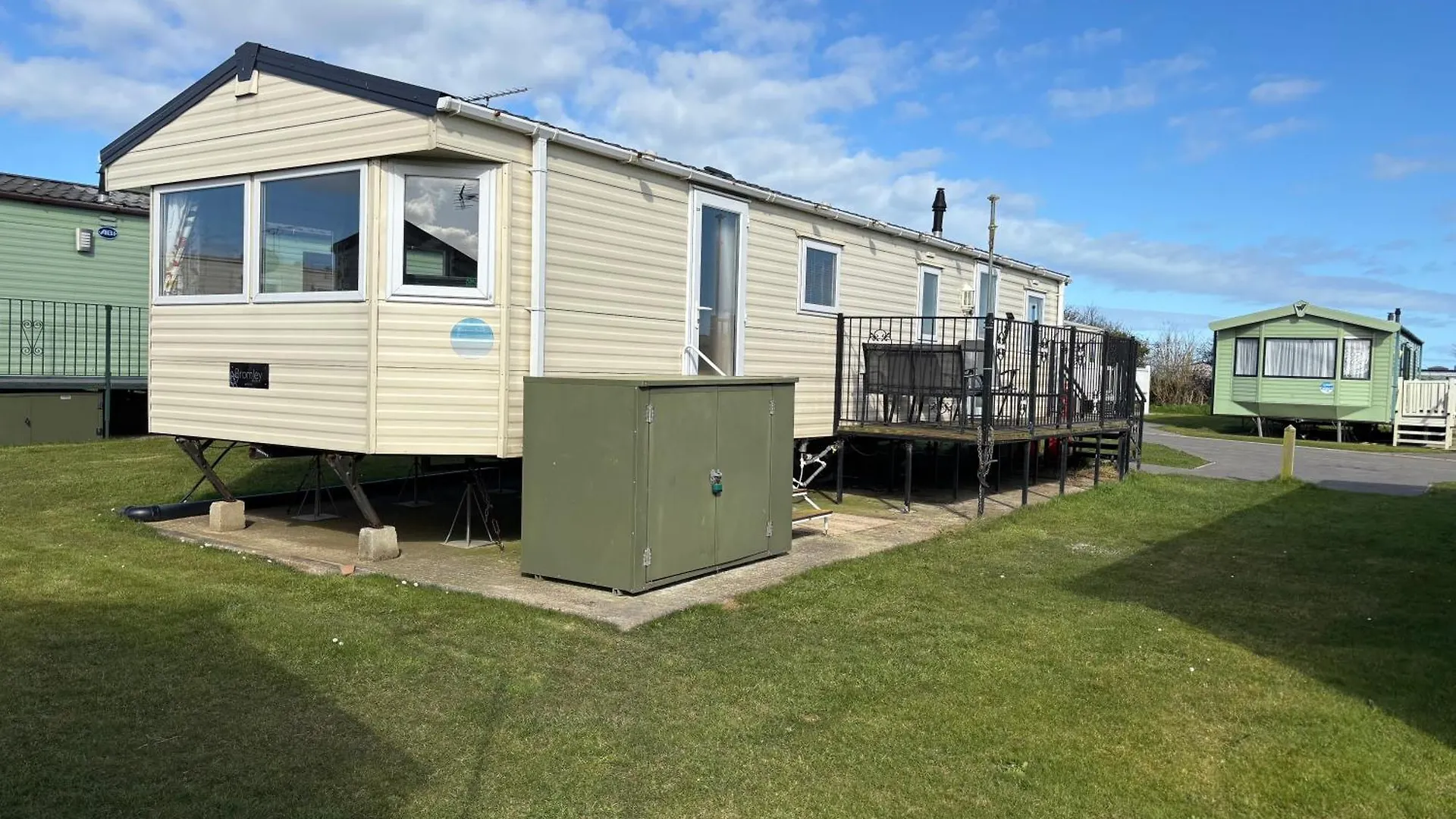 Jay 35 4 Bed Sleeps Up To 8 Dog Friendly Caravan Thornwickbay Haven Site On East Coast Flamborough Storbritannien