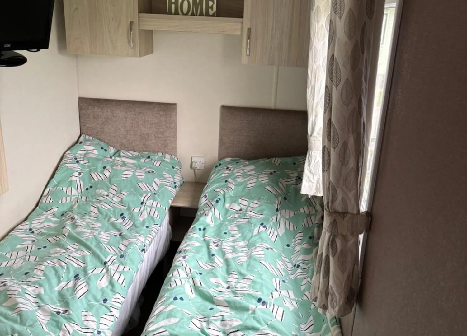 Jay 35 4 Bed Sleeps Up To 8 Dog Friendly Caravan Thornwickbay Haven Site On East Coast Flamborough